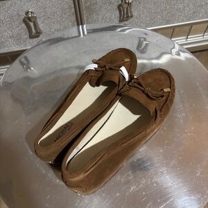 Michael Kors Suede Moccasin Loafers/Brown/Bow Driver Flats